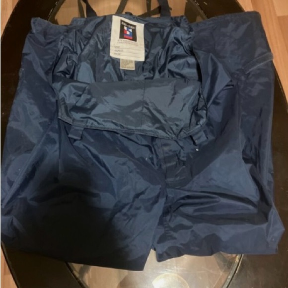 Against The Elements snow pants - Picture 5 of 5